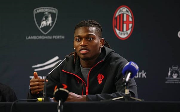 Cách mạng chiến thuật của Allegri và tương lai của Rafael Leao tại AC Milan